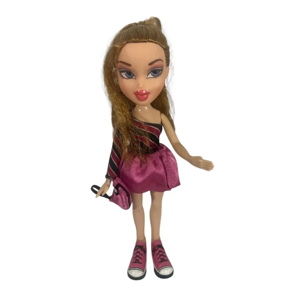 YASMIN Bratz 2001 MGA Entertainment Doll‎ Dressed